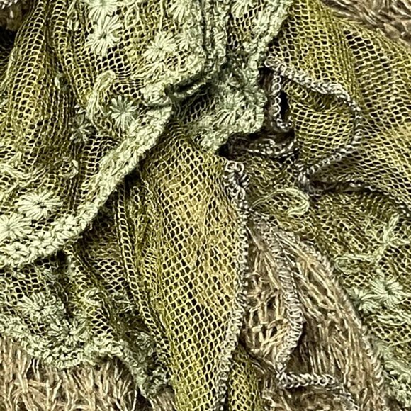 Olive Boho Tunic - Picture 7 of 9